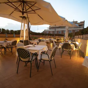 3* Pensión Hosianum Palace